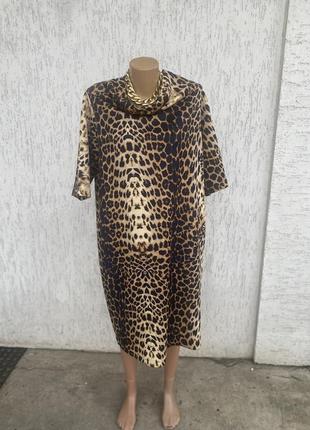 Актуальна сукня з леопардовим принтом великого розміру .1 фото