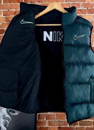 Жилетка nike двухстороння чорний\смрагдовий весна\осінь туреччина, безрукавка найк модна для чоловіків