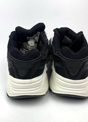 Демисезон adidas yeezy boost 700 v2 black&white4 фото