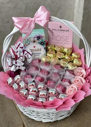 Подарункова корзина