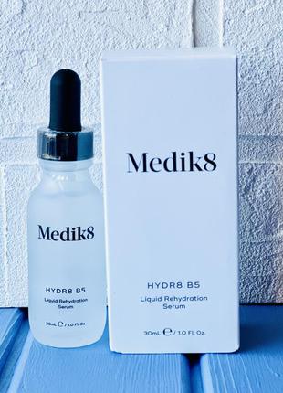 Medik8 hydr8 b5 сироватка з гіалуроновою кислотою і пантенолом -30ml
