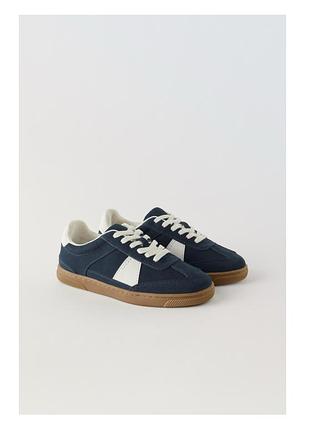 Кросівки zara