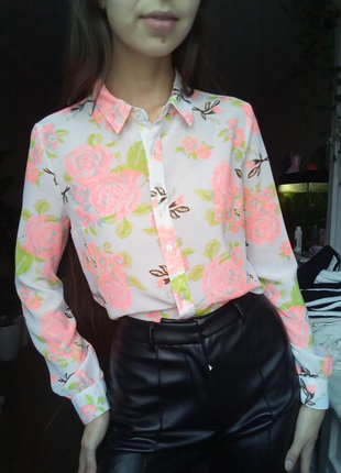 Белая рубашка с розами, шифоновая рубашка свободная, лёгкая блузка в школу, шифоновая блузка на пуговицах