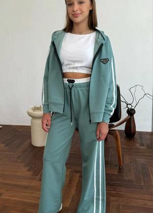 Костюм с лампасами для девочки подростка