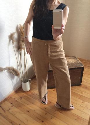 Женские бежевые прямые брюки  из натуральной замши madeleine7 фото