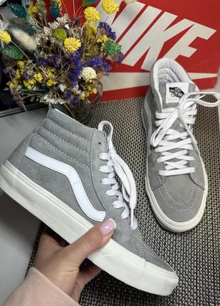 Оригінальні високі кеди vans