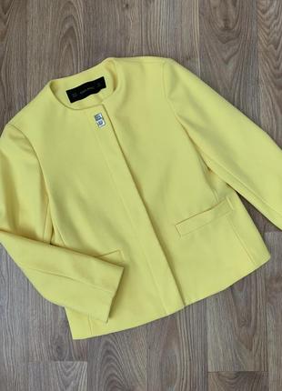 Укороченный жакет zara