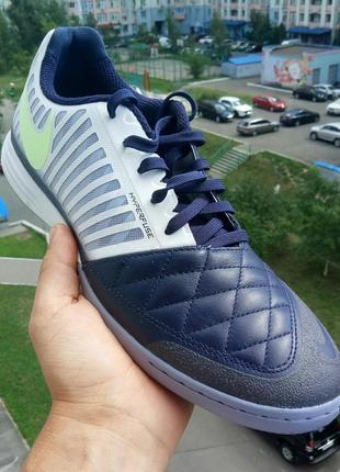 Профессиональные кожаные бутсы футзалки nike lunargato 2