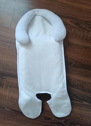 Вкладыш в автокресло bertoni