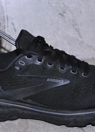 Кросівки brooks чорні 40 розмір