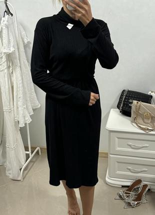 Жіноча чорна сукня міді. розмір uk20 boohoo