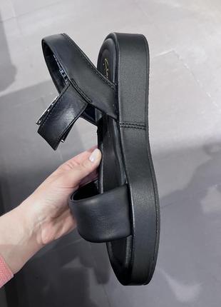 Женские сандалии clarks alda strap3 фото