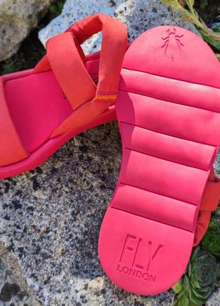 Босоножки сандалии fly london размер 35