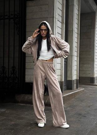 Суперовые костюмчики из премиального велюра