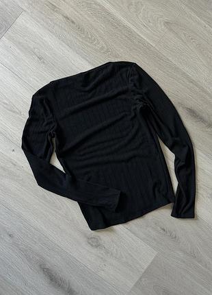 Черный лонгслив в рубчик zara mango