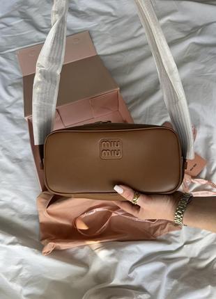 Сумка в стилі miu miu