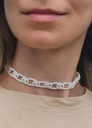 Білий чокер