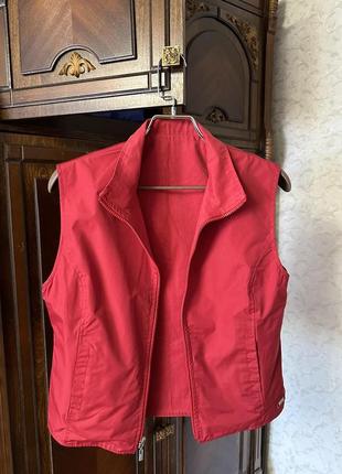 Жилетка