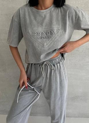 Крутезний костюмчик виробництва туреччини