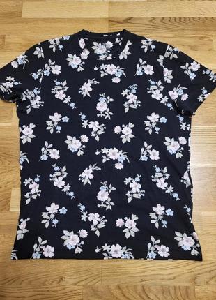 Футболка с цветами hollister