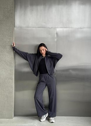 Спортивный костюм с кофтой на молнии с манжетами на рукавах с широкими брюками с поясом на резинке4 фото