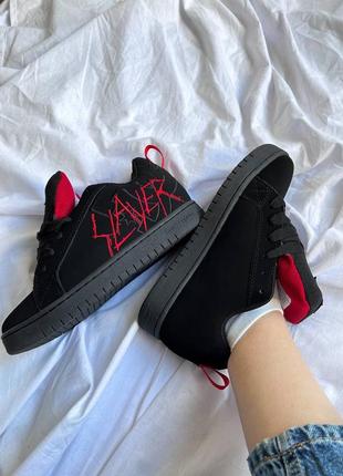 Женские dc х slayer court graffik