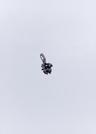 Серебряный кулон, трехлистник