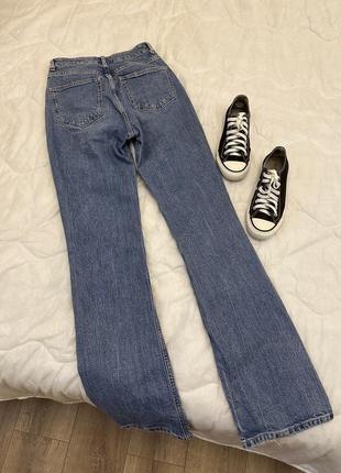 Звужені розкльошені джинси на високій посадці zara5 фото