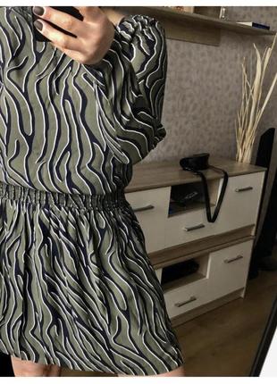 Оригинальное платье, миди, резинка, абстракция, сток в стиле h&amp;m1 фото