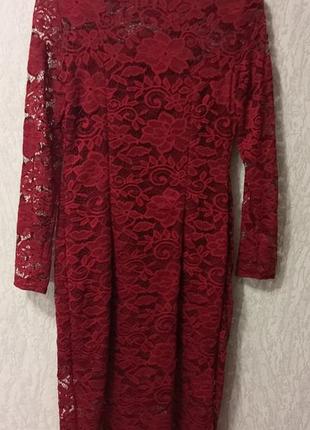 Бордова вечірня сукня