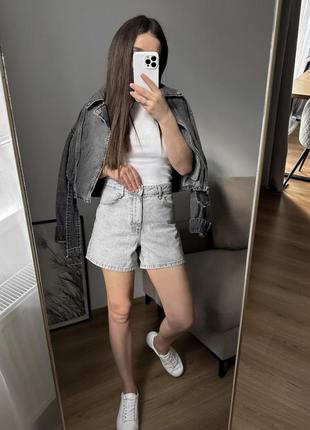Сірі джинсові шорти mom 7147/222 / серые джинсовые шорты мом