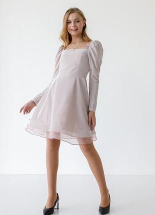 Нарядна сукня на дівчинку