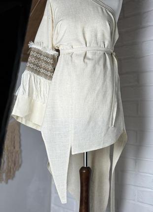 Льняний топ на одне плече з довгими пелюстками simmishop.handmade
