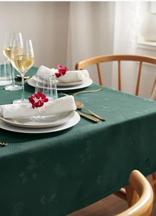 Розкішна святкова жаккардова скатертина від tcm tchibo (чібо), німеччина, 140 х 250 см