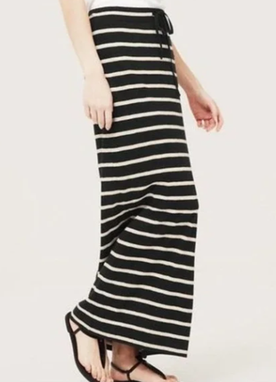 Довга трикотажна спідничка у смужку 48-54р