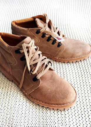 Нові бежеві шкіряні/замшеві черевики, розмір 42