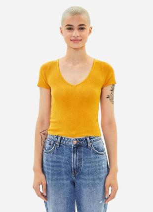 Топ футболка вʼязана в рубчик bershka