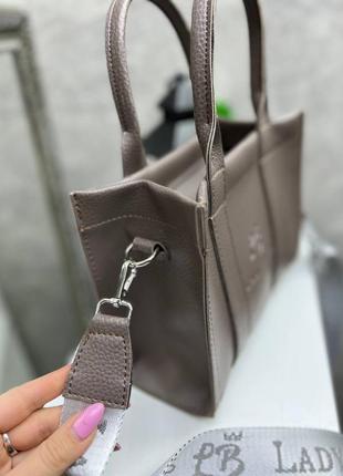 Жіноча стильна та якісна сумка з еко шкіри капучіно3 фото