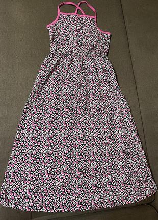 Сукня на дівчинку