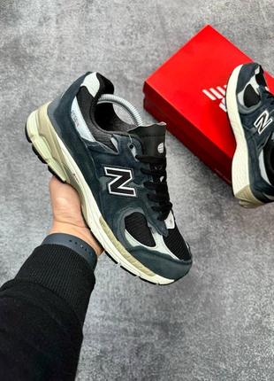 New balance 2002r