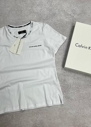 Жіноча футболка calvin klein🔥😻