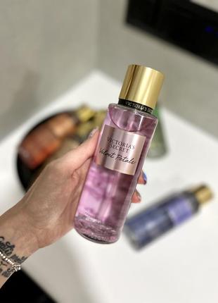 Спрей для тіла velvet petals victoria’s secret1 фото