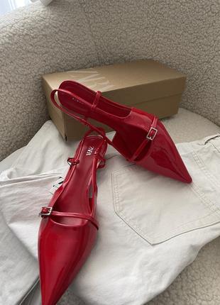 Трендові жіночі туфлі слінгбеки3 фото