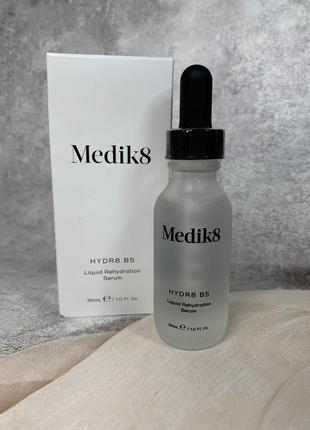 Medik8 - сыворотка с гиалуроновой кислотой и пантенолом - hydr8 b5
