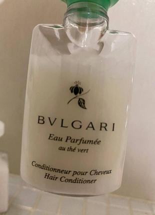 Косметика bvlgari по уходу за телом и волосами.