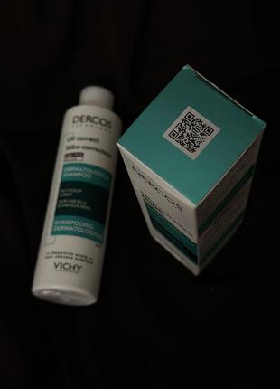 Дерматологічний себо-регулюючий шампунь для жирного волосся та шкіри голови vichy dercos oil correct oily scalp & hair shampoo5 фото