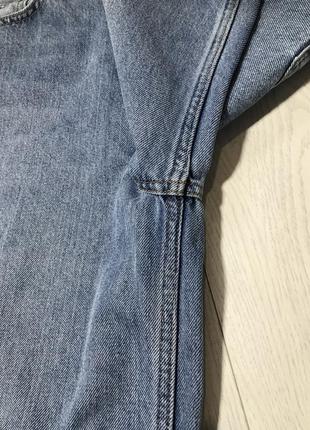 Классси джинсы с очень широкими штанинами7 фото