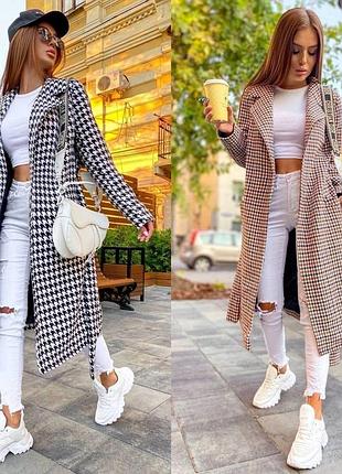 Трендове пальто в модну «гусячу лапку»