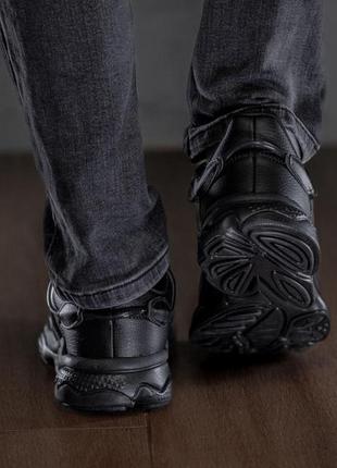 Чоловічі шкіряні кросівки чорні adidas ozweego повсякденні кросівки чоловічі з натуральної шкіри та замші9 фото