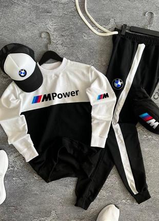 Невероятные костюмы от bmw